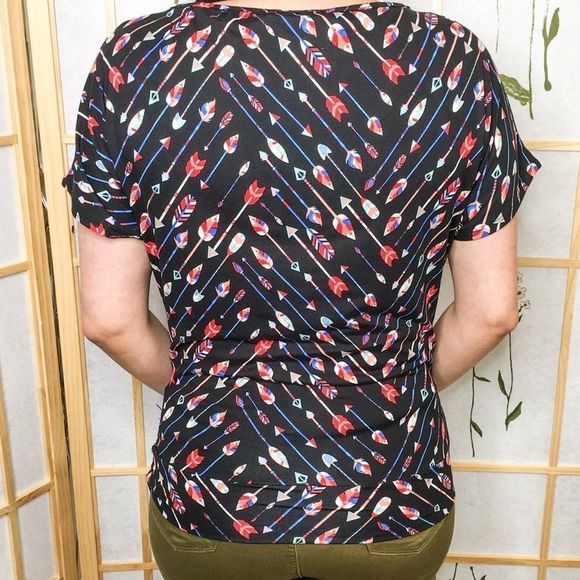 Arrow dolman top - Picture 2 of 2